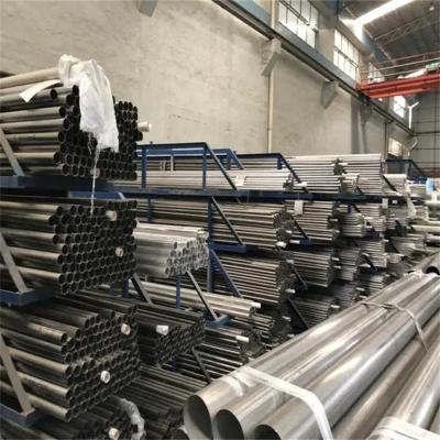 China 6-1200mm Standard Stainless Steel Pipes Mirror Like Surface Finish For Industrial Applications en venta