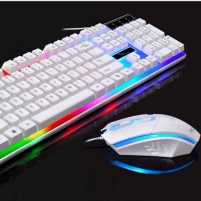 China Human Ergonomic USB Wired Ergonomic 104 Key RGB Backlight Gaming Mouse Keyboard Combos Set for sale