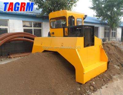 China Self Propelled Organic Windrow Turner Food Composting Maker Chicken Fertilizer Farm Mixing Compost Making Machinery for sale