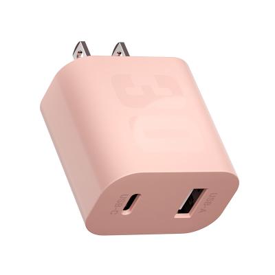 China Mobile phone Gan QC3.0 PD2.0 above current type c 30w usb-c power protection usb wall charger adapter for sale