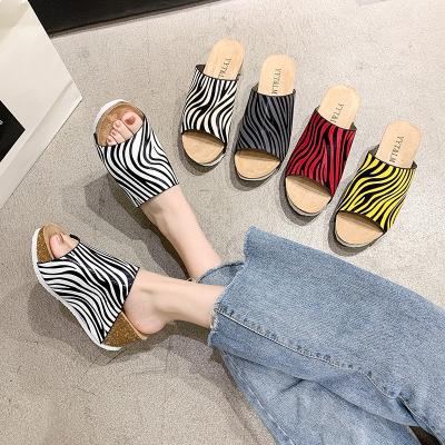 China Fashion Trend Big Size Women Sandals Shape Platform Wedges Slips Ladies Square Heels Shoes Casual Slipper Chunky Beach Sandals Animal for sale