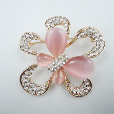 China Fabric Decoration Gold Plating Flower Brooches Opal Brooch For Women for sale