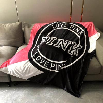 China Anti-pilling MOQ 50 luxury thick flannel printing logo like pink custom name blanket for sale