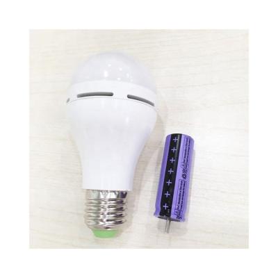 China High Quality Emergency Lights 7w E27 B22 New Model High Quality Emergency Led Bulb Residential/Camping Light Rechargeable Led Bulb for sale