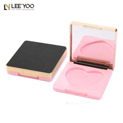 China PA-2151BB Recyclable Custom Heart Shape Blush Palette Private Label Luxury Blush Container for sale