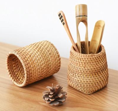 China Nordic Boho Kitchen Rattan Woven Basket Pencil Cup Bamboo Kitchen Spoon Utensil With Holders Wooden Utensils Rattan Pen Holder for sale