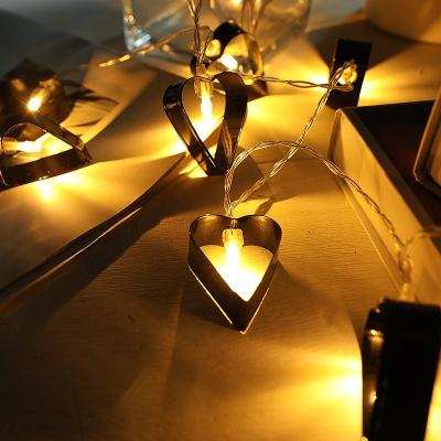 China Heart Shaped Customize Metal Holiday Christmas Led Fairy Lights Heart Shaped Decoration With 8 