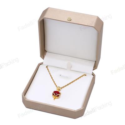 China Factory direct supply hot sale pu leather made jewelry necklace box jewelry box custom logo for sale