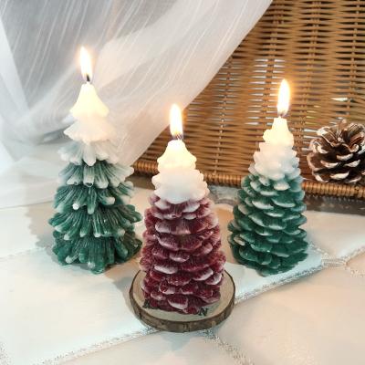 China Wholesale Multifunctional Luxury Handmade Cute Scented Wax Color Christmas Candles Soy Scented Candle for sale