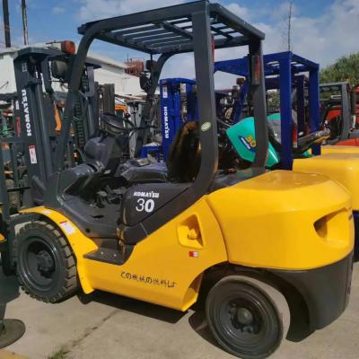 China Komatsu FD30 FD80 FD50 3 Ton Used Diesel Forklift Truck for Warehouse Operations for sale