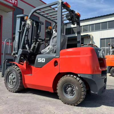 China 5 Tonnen Diesel-Forklift mit Japan ISUZU Motor Fork Positioner Seitenschalter Euro5/EPA zu verkaufen