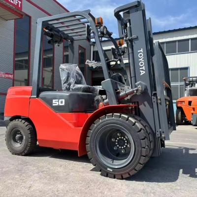 China 5 Tonnen Diesel-Forklift mit japanischem ISUZU-Motor-Fork-Positionierer und Seitenwechselgerät zu verkaufen