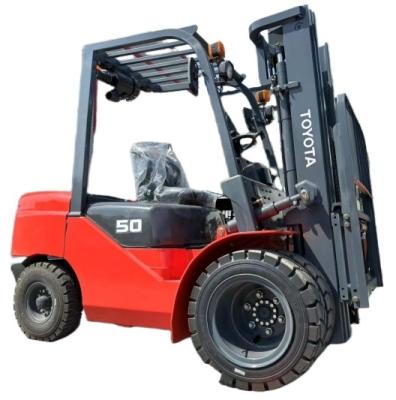 China Ein leistungsstarker 5 Tonnen schwerer Diesel-Forklift mit Japan ISUZU-Motor und Fork Positioner zu verkaufen