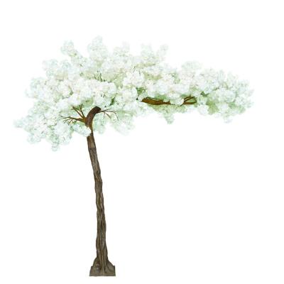 China Eco-friendly High Quality White Cherry Blossom Artificial Tree Outdoor Artificial Plants for sale