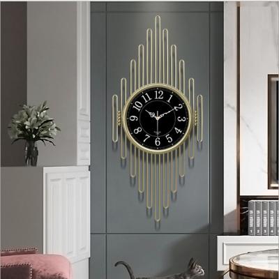 China Antique Creative American Modern Cafe Attic Living Room Fashion Style Roman Numeral Wall Clock Wrought Iron for sale