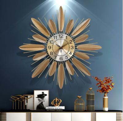 China New Antique Style Design Round Roman Numerals Metal Wall Clock Industrial Home Decorative for sale