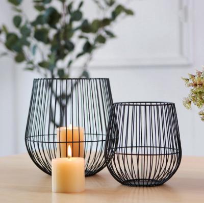 China Home Decoration Simple Nordic Style Table Pot Shape Metal Wire Black Candle Holder for sale