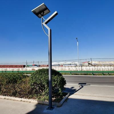 China Fence 3 Led Solar Residential Garden Post Gutter Light Outdoor Cast Iron Post Light Lamp Post for sale