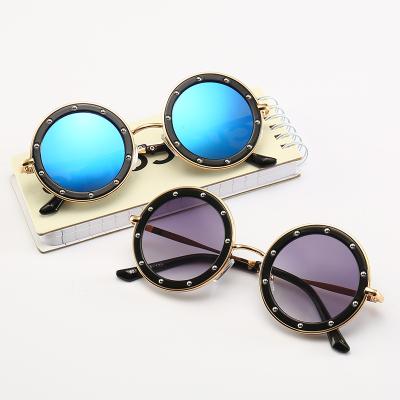 China Fashion Sunglasses Hot Selling Punk Round Red Sunglasses Boys Circle Metal Frame Pink Sun UV Lenses For Kids Girls Shades for sale