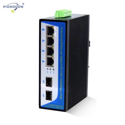 China FTTH Gigabit POE 2SFP 4 Ports Ethernet Optical Fiber Switch for sale