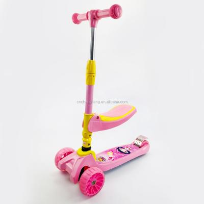 China Child 3 Wheels Kids Wide Foot Scooter With Panda Graphic Inside The Deck Custom Made for sale