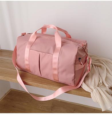 China 100% Custom Made Eco-friendly Waterproof Pink Outdoor Duffle Sports Gym Foldable Bags Travel With Shoe Compartment for sale