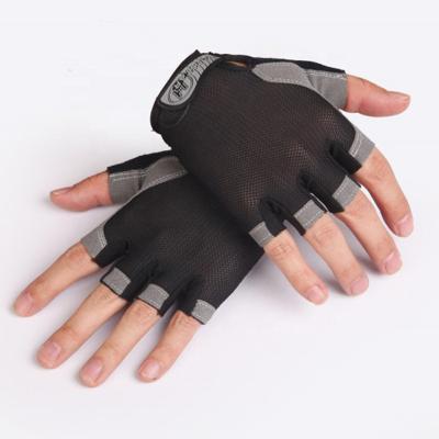 China Non-slip Breathable Breathable Weightlifting Gloves Workout Fitness Gloves Women Men Sports Gym Gloves for sale