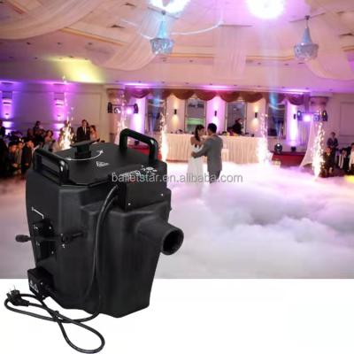 China high power 6000w 4000w 3500w 3000w 1500w high-durability high-durability rustless plastic low lying dry ice ice fog machine for weddings party for sale