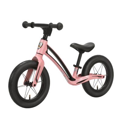 China 12 Inch Magnesium Alloy Frame Children's Tricycle Wholesale Balance Bike for sale