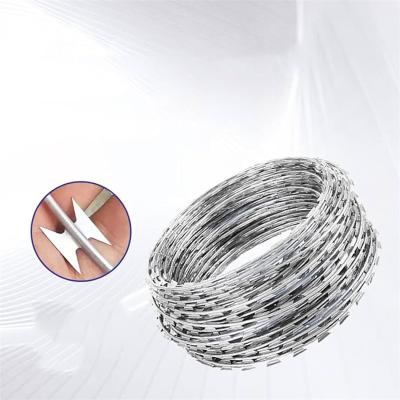 China Galvanized Stainless Steel BTO22 BTO-25 28 30 CBT 45 60 65 Single Cross Concertina Razor Barbed Wire Welded Wire Meshj Fen for sale