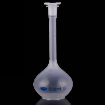 China Lab 50ml 100ml 250ml 500ml 1000ml Plastic ppLong Neck Measuring Volumetric Flasks for sale