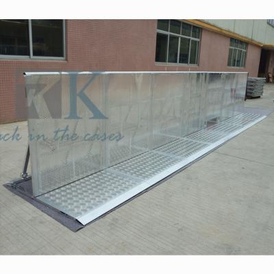 China Heavy Duty Outdoor Aluminum Alloy Mojo Crowd Control Crash Barrier for sale