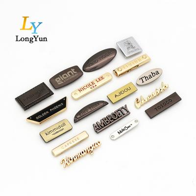 China Metal Logo Labels, Metal Logo Plate, Famous Metal Brand Garment Handbag Fashion Handbag Logo for sale