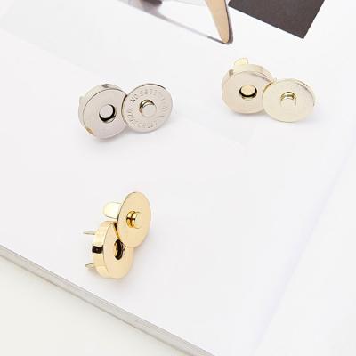 China Handbag Accessories Wholesale High End Galvanized Alloy Metal Magnetic Button Hardware Luggage Accessories Buttons for sale