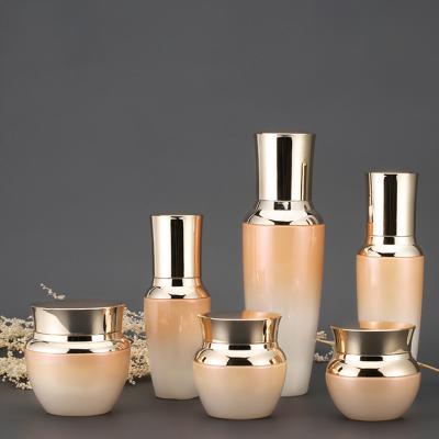 China Personal Care Set Whole Stock Packaging Manufacturers Luxury Cosmetic Empty Serum Glass Bottle Cream Jars for sale