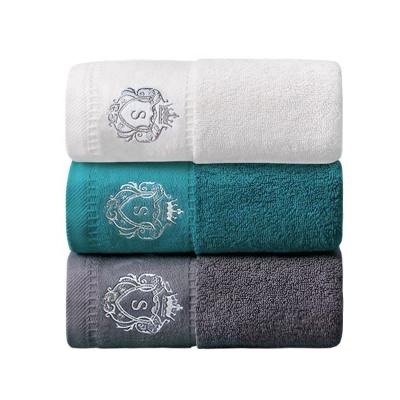 China 2023 Embroidery 100% Absorbent Square White Customizable Cotton Hotel Towel Soft Absorbent Towel for sale