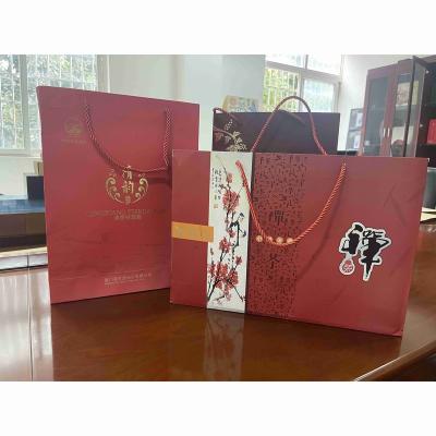 China Reused Materials Logo Wholesale Luxury Custom Paperbag Magnet Folding Magnetic Gift Box Packaging Paper Bags for sale