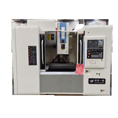 China Hot sale high accuracy quality 4 Axis Vertical Machining Center VMC650 Te koop