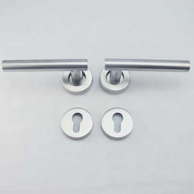 China Door 19mm Diameter Satin Stainless Steel Safety Lever Handle Door On Round Sprung Rose for sale