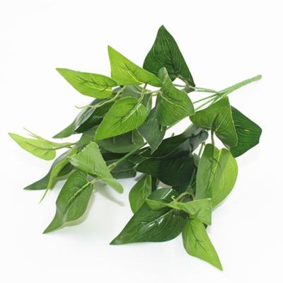 China Tourist Attractions Wall Hanging Artificial Green Decorative Green Leaves Artificial Plants Outdoors for sale