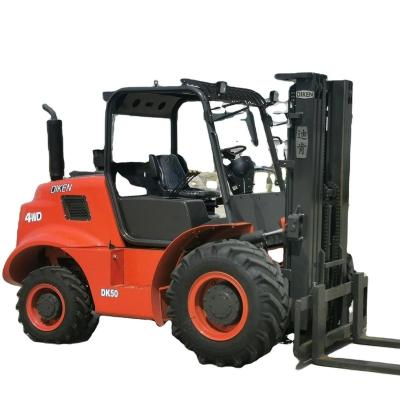 China New Construction Material Stores Diesel Forklift 5 Ton 4x4 All Terrain Forklift for sale