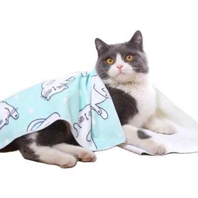 China Sustainable Wholesale Pet Supplies Large Pet Towel Cats and Dogs Bath Towels Absorbent Microfiber Towels for sale