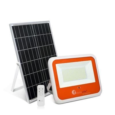 China Garden 12v 50W 100w 150W 200 watt solar led flood lights with solar panel for sale