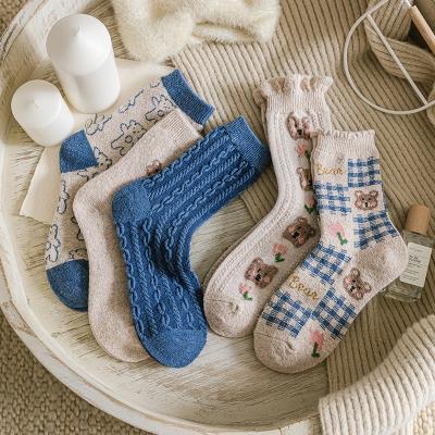 China Japanese British Plaid Sporty Hot Selling Medium Tube Hogs Sports Socks For Women for sale