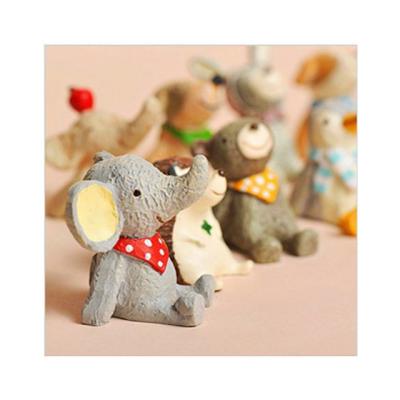 China Europe 20 Styles MIni Resin Animals Figurines, Miniature for Home Decoration Moss Landscaping Figures Children DIY Fairy Garden GiftHot for sale