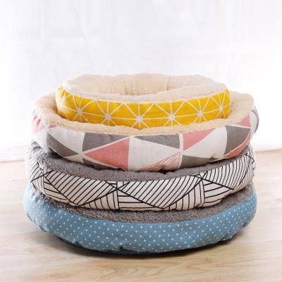 China Factory Sales Washable Handmade Ultra Soft Round Donut Stocked Soft Beds Cat Dog Outdoor Pet Bed for sale