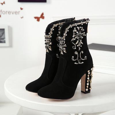 China Fashion Women's Round Beaded Round Sheepskin Boots and Diamond Parquet Boots Short High Heeled Women's Shoes for sale