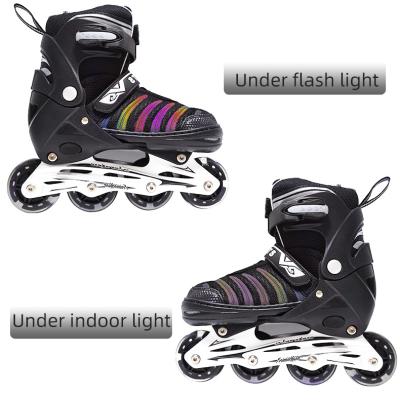 China PU Automatic Shoe Safety Fluorescence Flashlight Adjustable Adult Inline Roller Skating Shoes Attachment Adjustable Roller Skating for sale