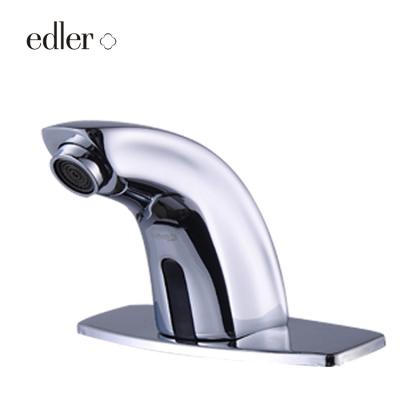 China High Quality Basin Faucet Water Sensor Sense Faucets Bathroom Faucet Automatic Low Basin Faucet Sensor Faucet for sale