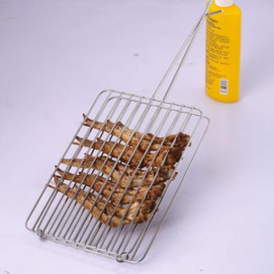 China Easily Cleaned Wire Mesh Grill Net Professional Grill Basket BBQ Grilled Fish Clip with Wooden Handle Fish Vegetable Steak for sale